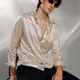 Campus Sutra Men Comfort Spread Collar Solid Casual Shirt-picture-53
