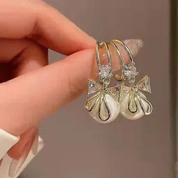 Celestria Contemporary Korean Half Hoop Earrings-50