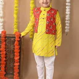 Sangria Boys Leheriya Printed Mandarin Collar Pure Cotton Kurta with Trouser & Jacket-picture-10