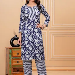 clothonus Women Ethnic Motifs Printed Regular Kurta with Trousers-image-49