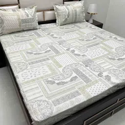 Pure Decor Green & White Ethnic Motifs King Bedsheet with 2 Pillow Covers-picture-58
