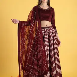 W Ready to Wear Lehenga & Blouse With Dupatta-picture-18