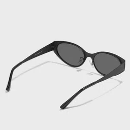 SAM & MARSHALL Unisex Oval Sunglass with Polarised and UV Protected Lens NOXXA_BLACK_2953 image 2