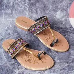 Anouk Women Textured Ethnic One Toe Flats-4