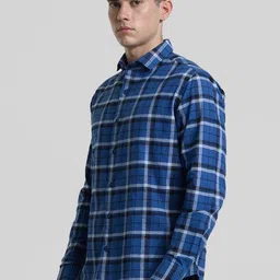 Snitch Men Smart Spread Collar Checked Cotton Slim Fit Casual Shirt-image-27