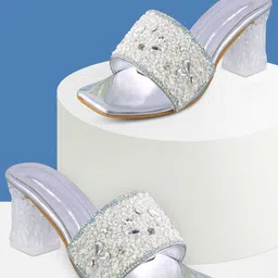 HUNYZA FOOTWEAR Women Embellished Synthetic Party Regular Block Sandals-picture-8