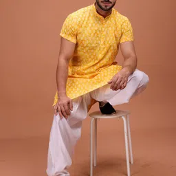 SHIWAM ETHNIX Men Abstract Printed Kurta with Salwar image 3