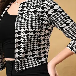 BAESD Checked Open Front Crop Shrug image 3