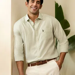 U.S. Polo Assn. Men Tailored Fit Micro Checked Spread Collar Pure Cotton Casual Shirt-picture-17