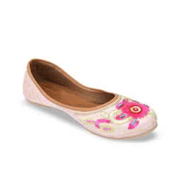 Sangria Women Embellished Mojaris-image-53