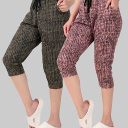 Active & Stylish: Women’s Printed Capri Leggings for Workouts & Fun Women Dark Green, Pink Capri-image-98