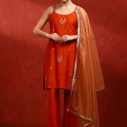 Jaipur Kurti Floral Embroidered Shoulder Straps Kurta With Trousers & Dupatta-picture-22