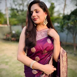 VASTRAHUT Embllished Design Floral Motifs Zari Heavy Work Banarasi Saree-picture-19