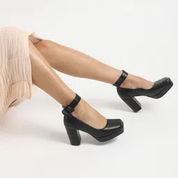 Truffle Collection Colourblocked PU Block Pumps with Bows-24
