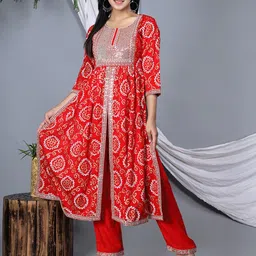 ELVISH JAIPUR Floral Embroidered Sequinned Anarkali Kurta with Palazzos & Dupatta image 5