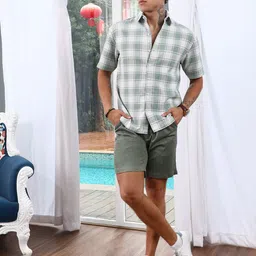 Campus Sutra Men Comfort Spread Collar Tartan Checked Cotton Casual Shirt-image-46