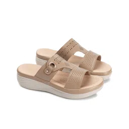 The Roadster Lifestyle Co Laser Cuts Heels-26