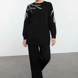 Trendyol Ribbed Embellished Round Neck Acrylic Sweatshirt And Trouser-picture-58