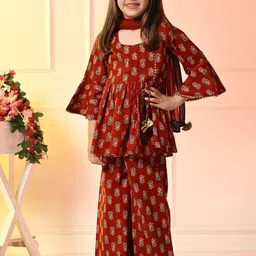 Muffin Shuffin Girls Floral Printed Regular Pure Cotton Kurta with Palazzos & With Dupatta-image-16