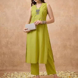 Globus Green Striped Mandarin Collar Gotta Patti Straight Kurta with Trousers-34