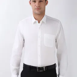 Peter England Men Spread Collar Micro Ditsy Printed Cotton Slim Fit Casual Shirt-image-45