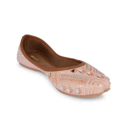 DESI COLOUR Women Round Toe Embellished Ethnic Mojaris Flats-picture-45