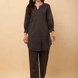 ROZANAJAIPUR Floral Printed Notch Neck Pure Cotton Top with Trouser Co-Ords-picture-28