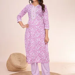 Women Basket Women Floral Printed Regular Kurta with Trousers-picture-43
