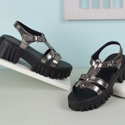 Mochi Women Block-Heeled Sandals-16