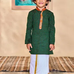 VASTRAMAY Boys Checked Mandarin Collar Regular Pure Cotton Kurta With Mundu-19