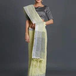KALINI Checked Saree with Blouse Piece-picture-43
