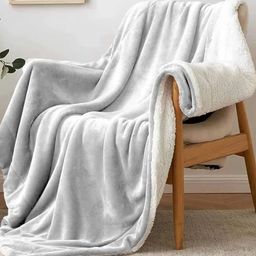 JP SHINE Silver-Toned & White Heavy Winter 500 GSM Double Bed Blanket-image-11