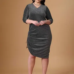 Curvy Lane Plus Size Women V-Neck Embellished Bodycon Dress-image-4