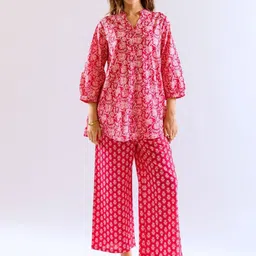 FEATHERS CLOSET Peony Chill Pure Cotton Back Pleated Co-Ord Set-picture-43