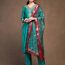 Moda Rapido Women Floral Embroidered Regular Beads and Stones Kurta with Trousers & With Dupatta-image-7