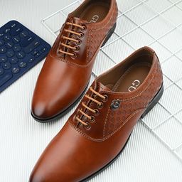 Butello Men Colourblocked Brogues-1