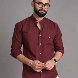Men Slim Fit Solid Spread Collar Casual Shirt-image-73