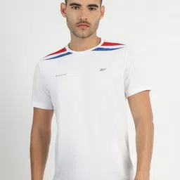 Reebok Men Solid Round Neck T-shirt-image-40