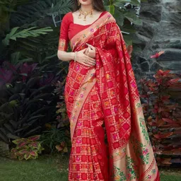 SHOP DROP Woven Design Pure Silk Banarasi Saree-picture-38