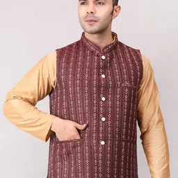 Voniry Printed Woven Nehru Jackets-56