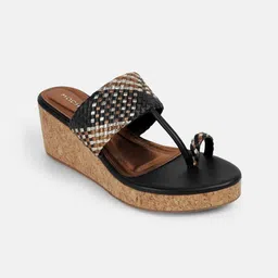 Mochi Woven Design Wedge Heel Sandals-picture-17