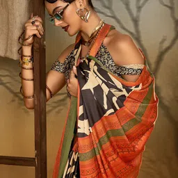 Sangria Abstract Block Print Saree image 3