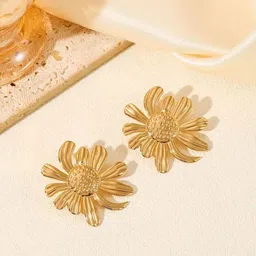 Estailo fashion Stainless Steel Gold-Plated Floral Shaped Studs-image-22
