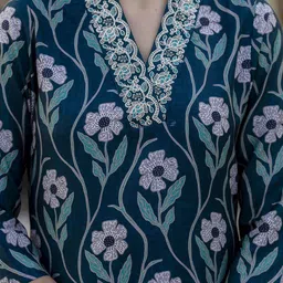 Navlik Floral Printed V-Neck Sequinned Straight Kurta With Trouser And Dupatta image 2