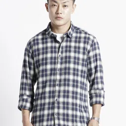 Voi Jeans Men Slim Fit Tartan Checked Spread Collar Cotton Casual Shirt-picture-48