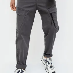 Bossini Men Jogger Slash Knee Jeans-image-52