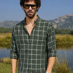 Campus Sutra Men Comfort Fit Button-Down Collar Windowpane Checked Cotton Casual Shirt-image-9