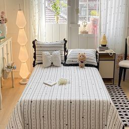 JC HOME 3-Pcs White & Black Printed Double Superking Bed & Pillow Covers-picture-4