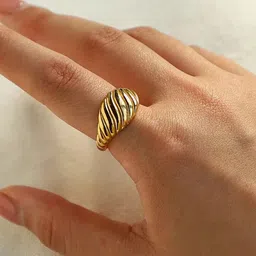 DressBerry 18K Gold-Plated Croissant Ring-15