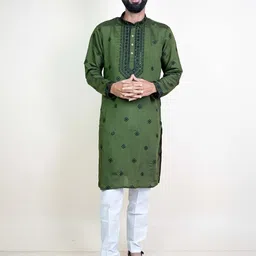 KUNDALI KAKSHAY Men Ethnic Motifs Embroidered Regular Sequinned Kurta with Pyjamas image 2